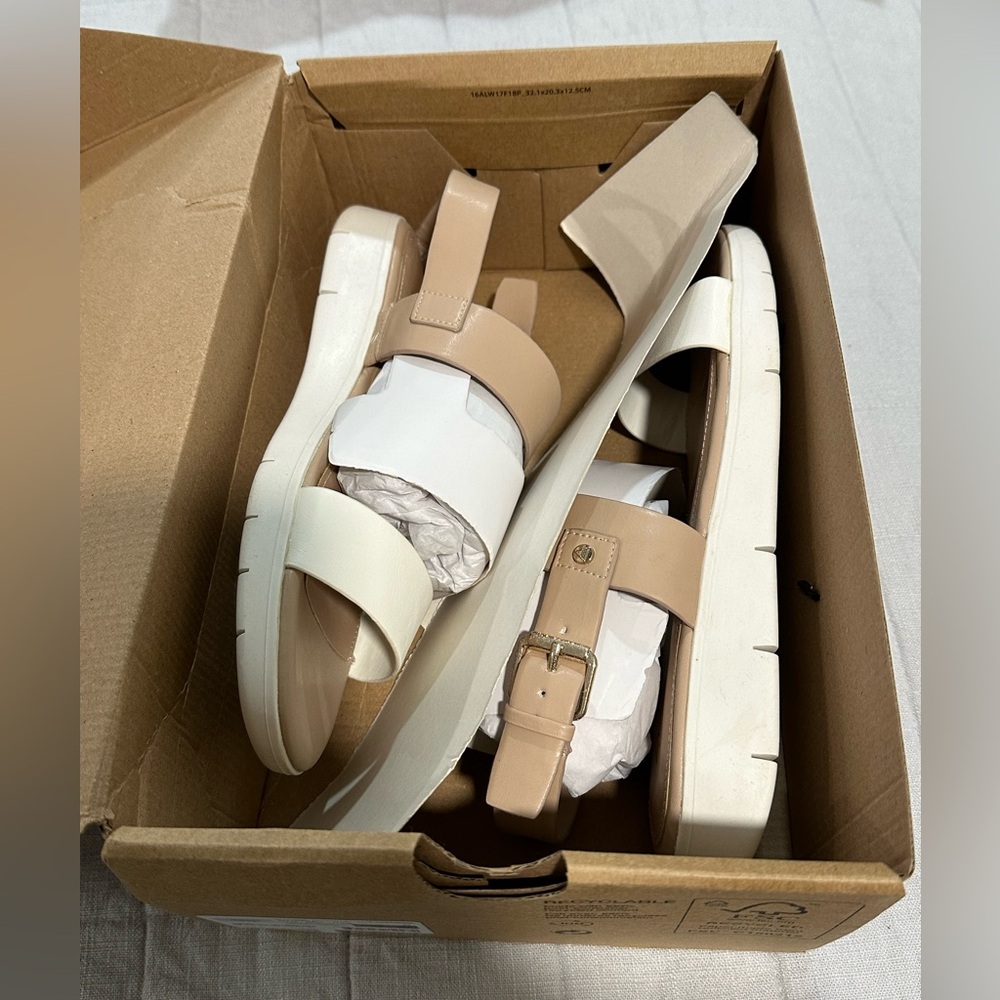 Aldo Sandals